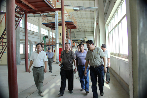 國家棉花協(xié)會(huì)副會(huì)長(zhǎng)史建偉等領(lǐng)導(dǎo)來公司調(diào)研金塔、瓜州、敦煌棉花市場(chǎng)