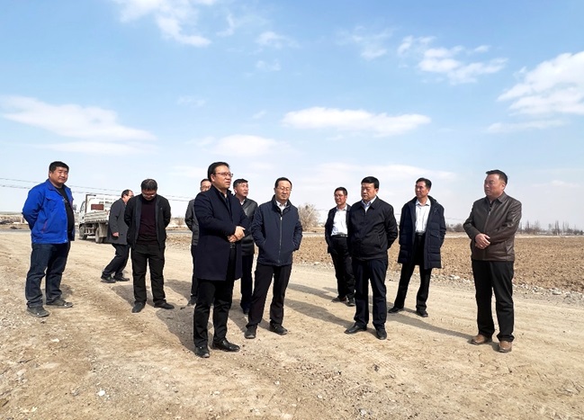 振興種業(yè)在行動,敦煌種業(yè)牽手奧凱種機、大禹節(jié)水現(xiàn)場對接推進(jìn)千畝智慧種業(yè)示范園區(qū)建設(shè)項目